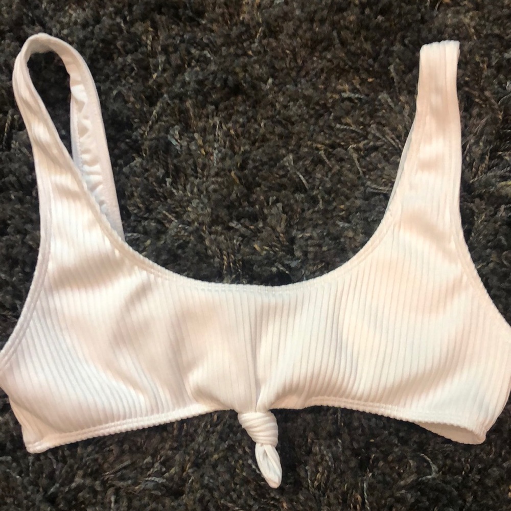 Forever 21 bathing suit top